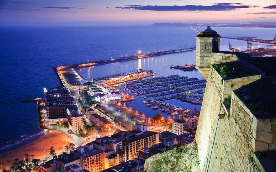 Precioso Piso Frente Al Mar Con Enorme Terraza Daire El Campello Dış mekan fotoğraf